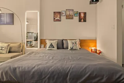 Camera Deluxe — Cygnus Coffee & Homestay Ha Noi